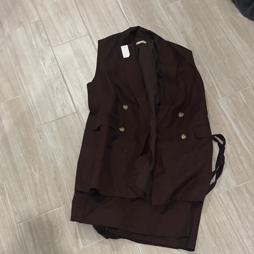 LOFT Men's Dark Brown Vest
